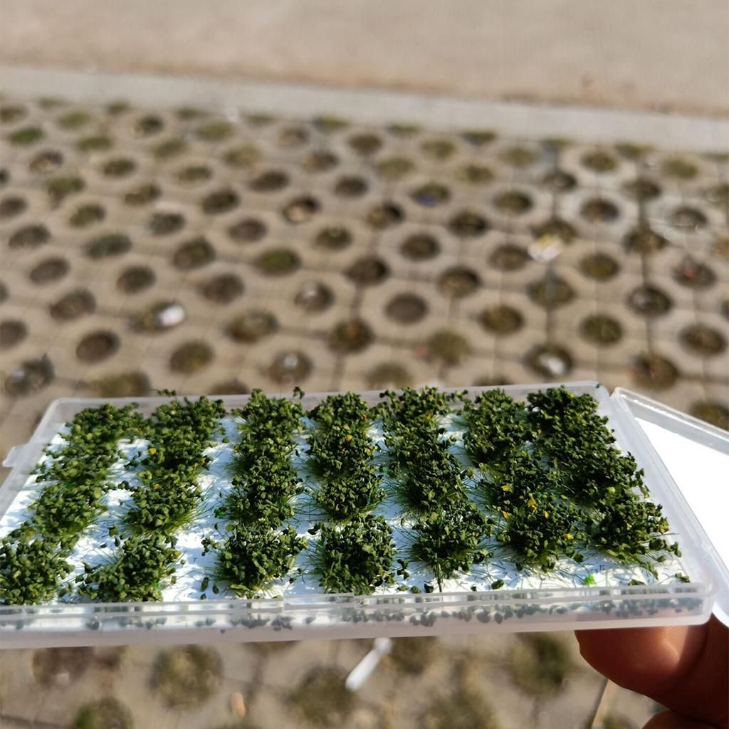 28 Pack Miniature Grass Tufts Withered Yellow 110x60x10mm