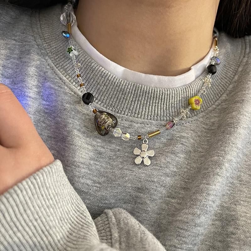 Korean Flower Pendant Crystal Class Gravel Beaded Necklace For Women Cool Y2K Choker 2022 Fashion Jewelry Exquisite Accessory