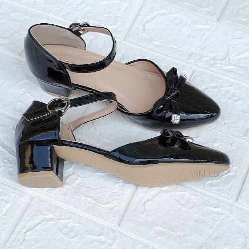 Unique Girls Block Heel Shoe Black