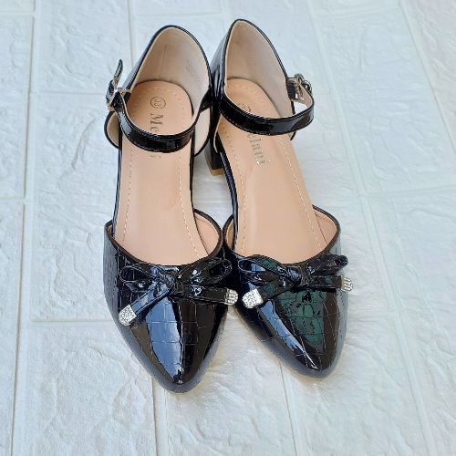 Unique Girls Block Heel Shoe Black