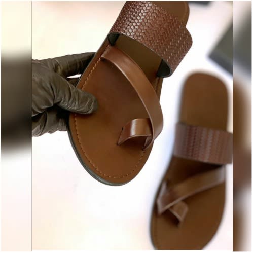 Realwon Classic Brown Basket Male Slippers