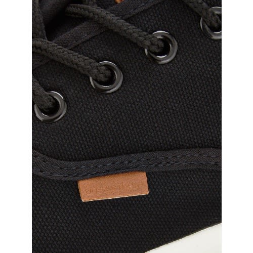 Men's Canvas