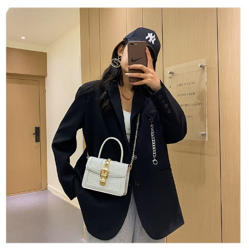 Unique Elegant Handbag-white