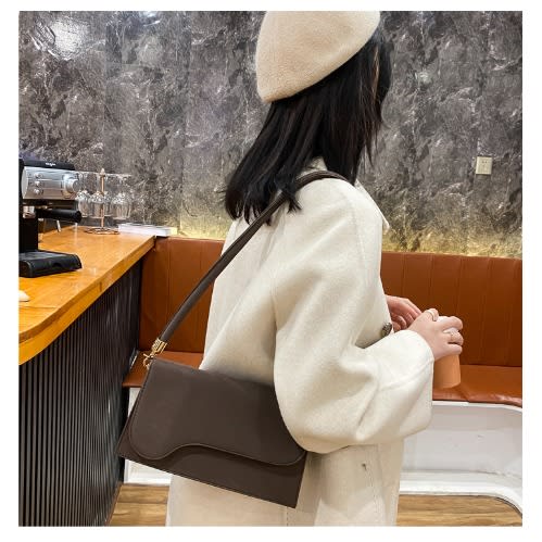 Single Shoulder Messenger Handbag - 18X7X13cm - -Brown