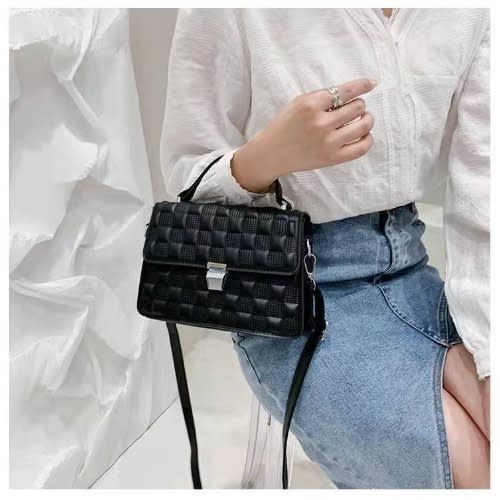 Ladies Messenger Bag  - 8X7X13cm -Black