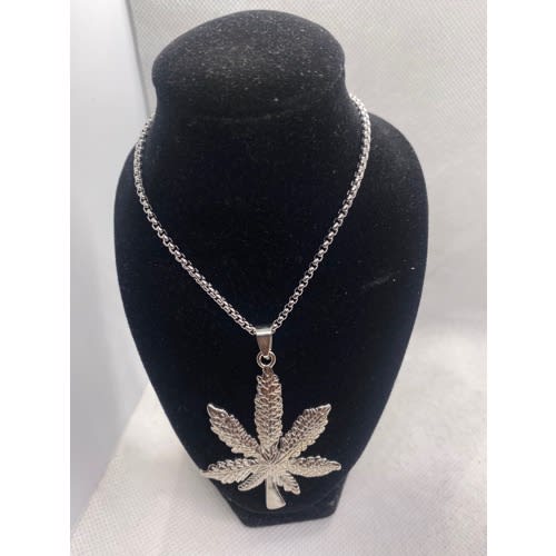 Leaf Pendant Necklace - Silver- Style 1