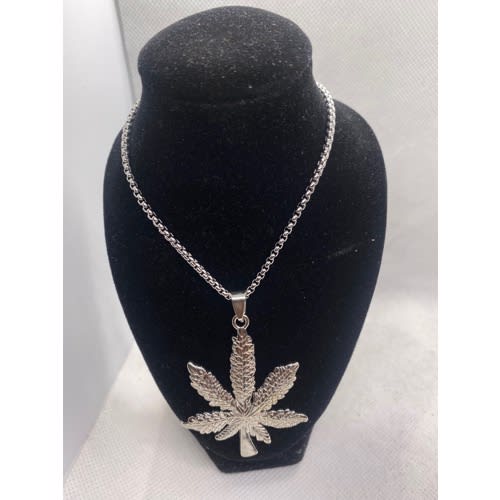 Leaf Pendant Necklace - Silver- Style 1