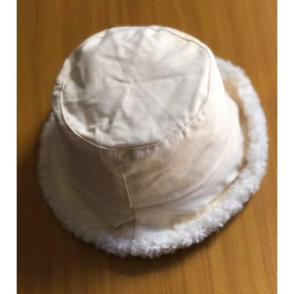 Luxury Unisex Fur Bucket Hat - Cream Color