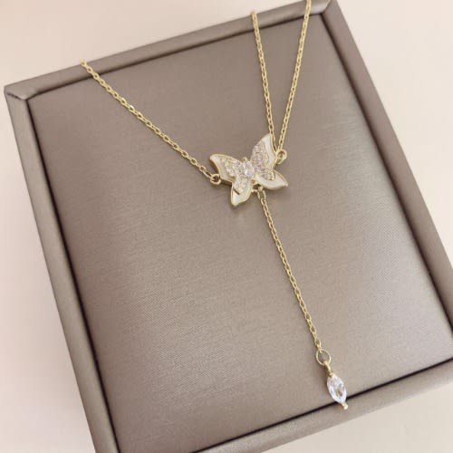 Dangling Butterfly Pendant Necklace - Gold