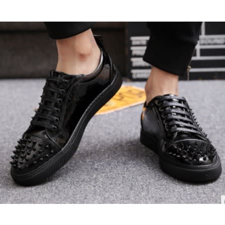 Rivet Studded Sneakers - Black