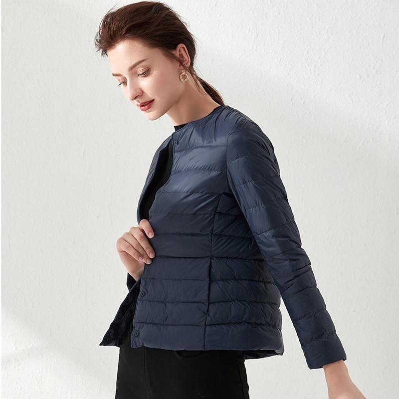 2022 Winter Style Collarless Lightweight Short Fit Down Coat Women's Large Round Neck Short Coat