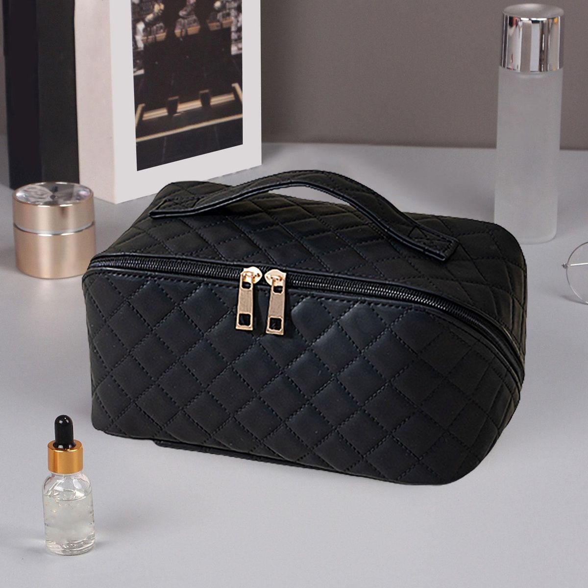 Quilted Faux Leather Travel Makeup Bag Waterproof Portable Stylish Black