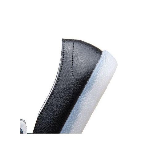 Women Flat Shoes Korean Fashion Casual Loafers Leather Nurse Shoes Ladies Work Shoes