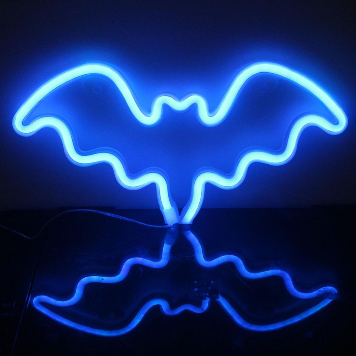 Bat Design LEDs Neon Light 3*AA Cell Operated Constant Bright Mode Neon Sign Decorative Lights Wall Decor for Christmas Thanksgiving Birthday Party Wedding Children Baby Bedroom Bar