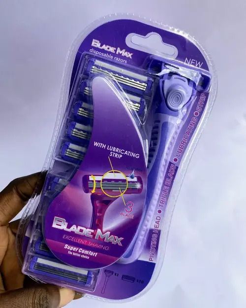Blade Max Disposable Razors With Lubricating Strip