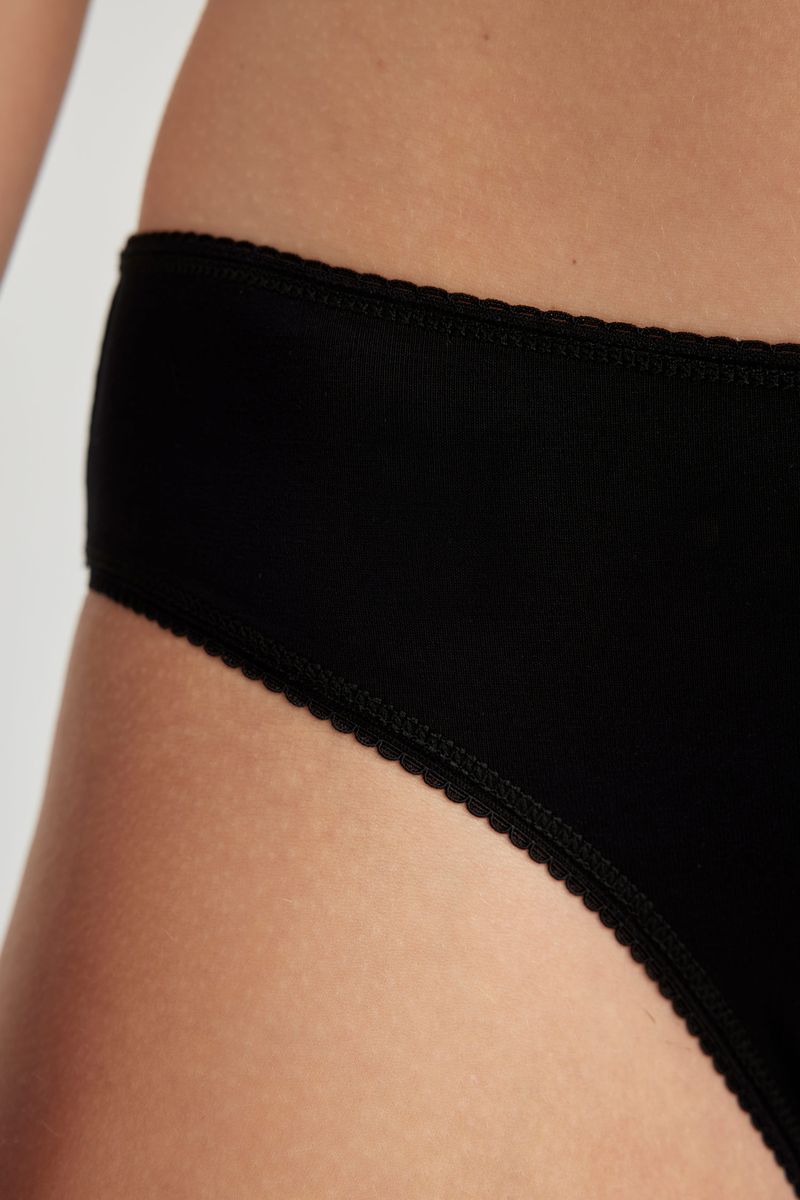 3 Piece Woman Casual Brief Package Slip - Black