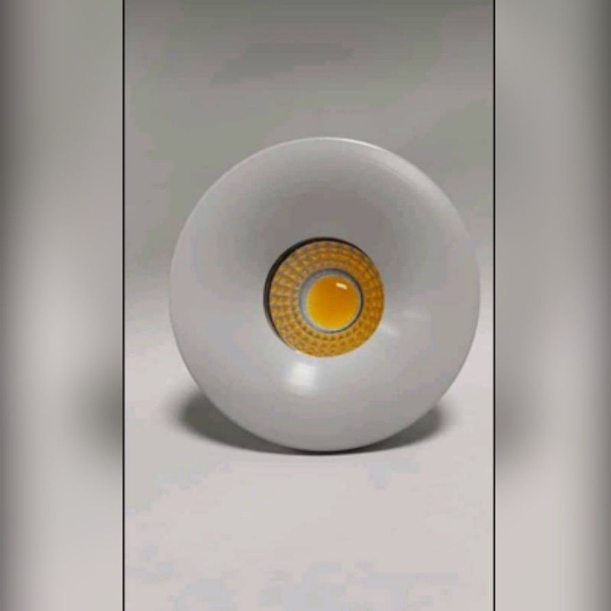 2pcs 5W TV SPOTLIGHT.