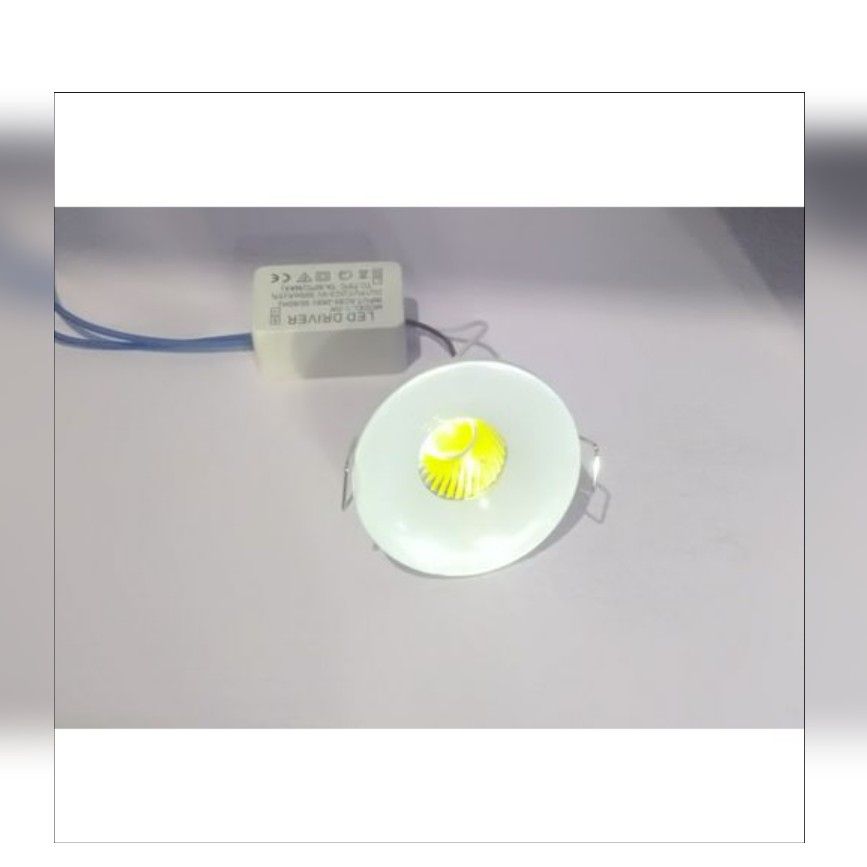 2pcs 5W TV SPOTLIGHT.