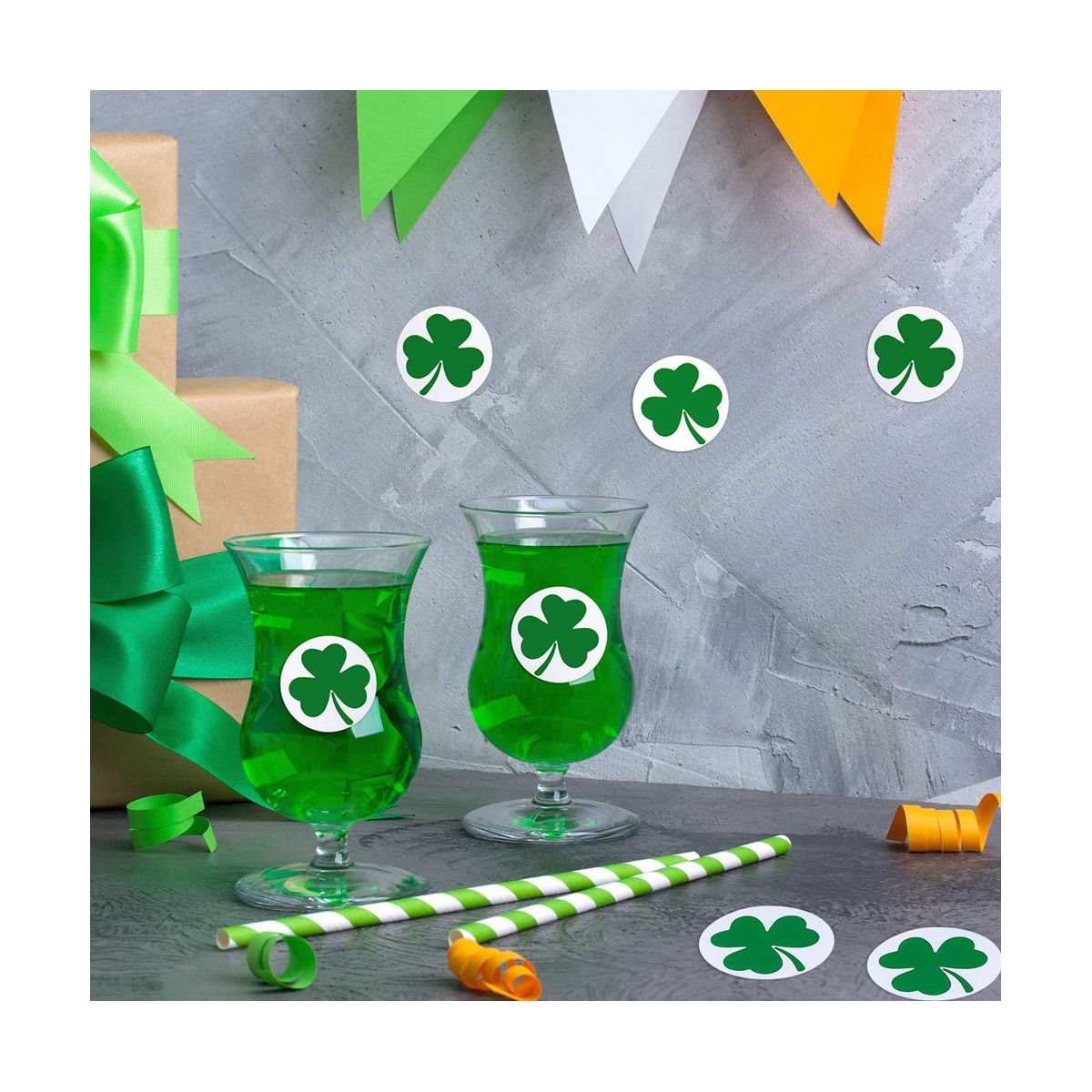 500 Pieces St 's Day Stickers Shamrock Roll Stickers 1-12 Inch Adhesive Label for Decoration and Craft