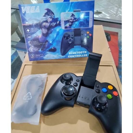Wireless Gamepad Game Controller For IOS Android/Tablet Smart TV/ TV Box PC + Phone Bracket