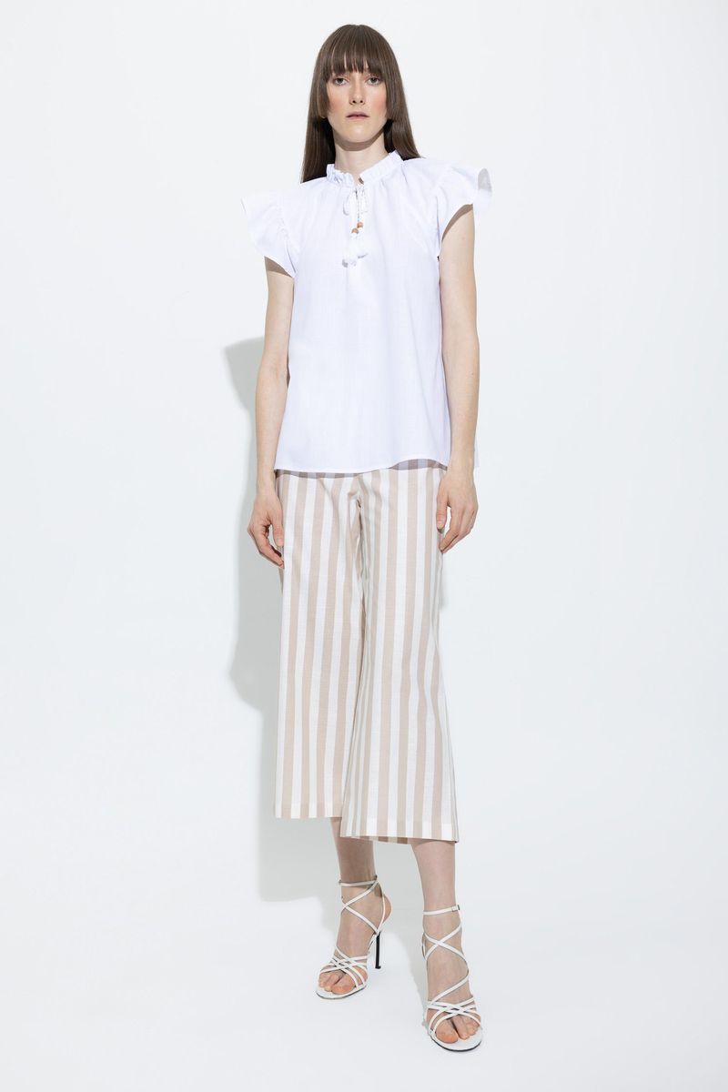 Woman Casual Regular Fit Frill Neck Woven Short Sleeve Blouse - White