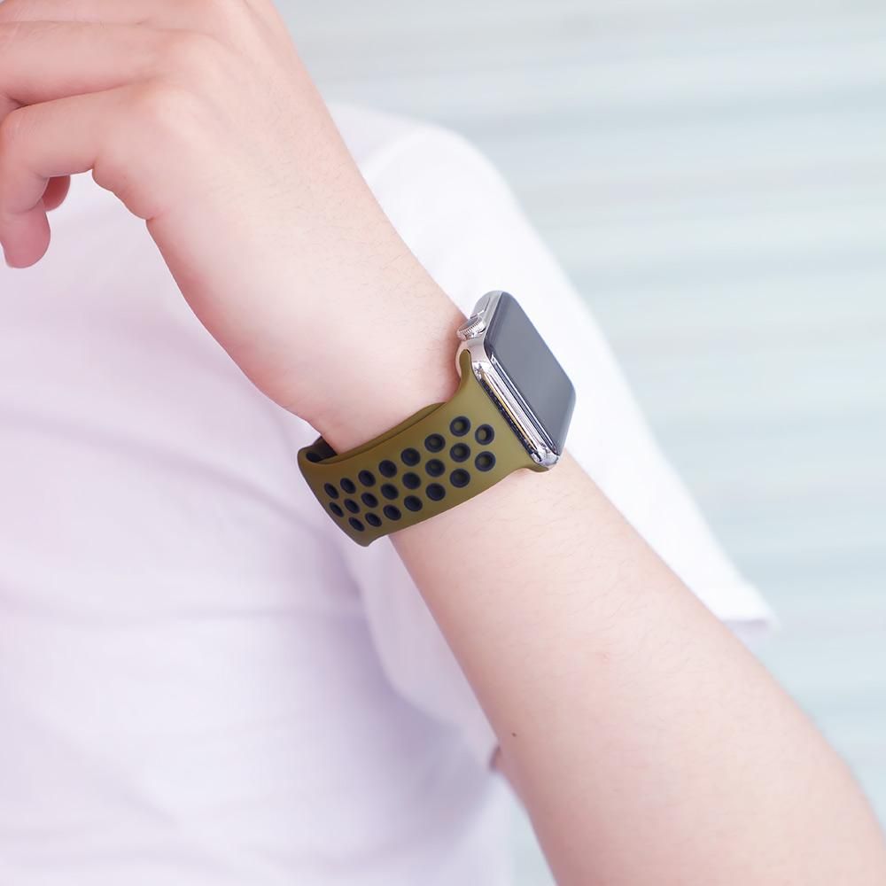 Silicone sport strap for Apple Watch band 49mm 38mm 42mm 41mm 45mm 40mm 44m Correa bracelet iWatch series 8 7 6 4 5 se watchband