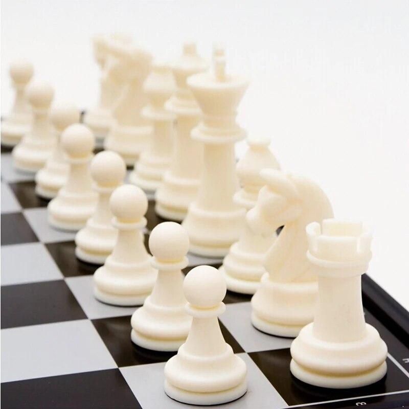 International Word Chess Game Medieval Folding Chess Pieces/ Complete Set Entertainment 32mm*195mm