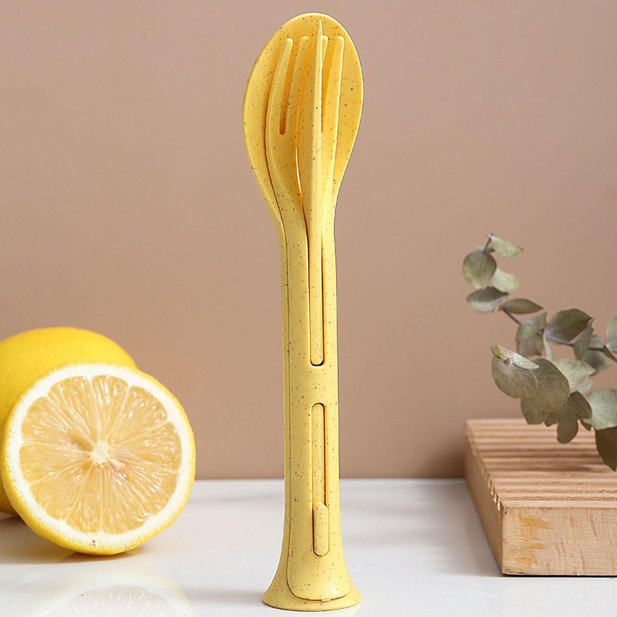 Smooth Edges Cutlery Set Portable 3-in-1 Travel Cutlery Set for Home Yellow