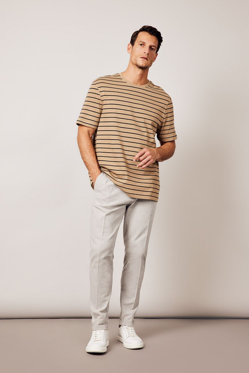 Man Smart Casual Regular Fit Crew Neck Short Sleeve Knitted T-Shirt - Beige