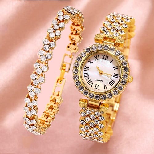 Women Analog Digital With Diamond Bezel And Bracelet Set –valentine Gift Set