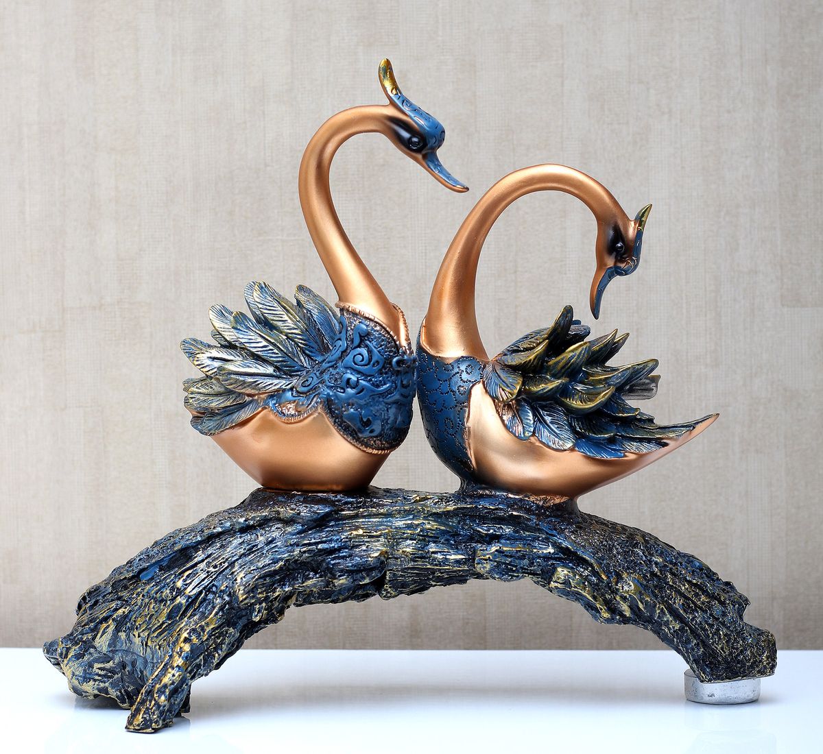 Swan Figurine Pair / TV Console Decor