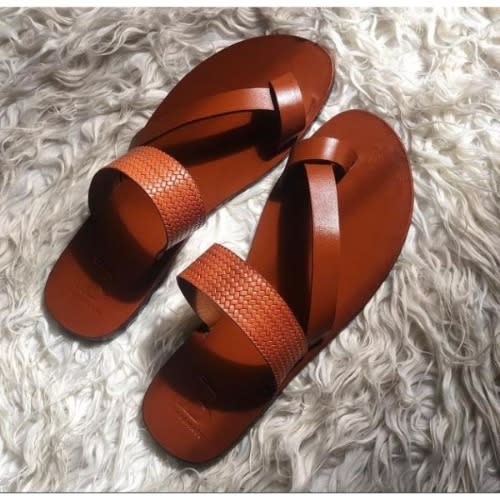 Men's Brown Toe Slippers