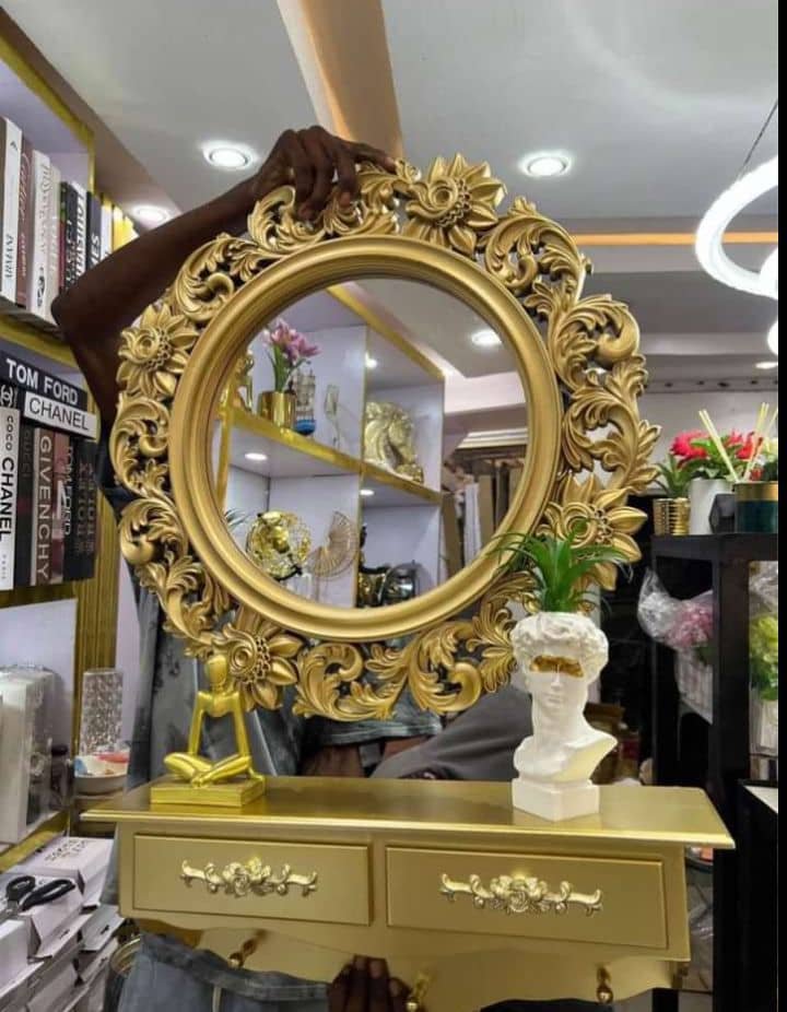 Round Gold Mirror