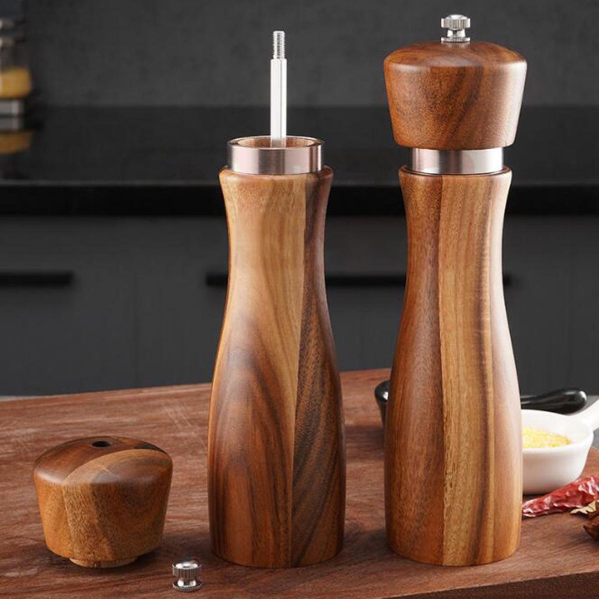 Durable Salt Pepper Grinder Modern Wood Salt Pepper Set Stylish Wooden Color