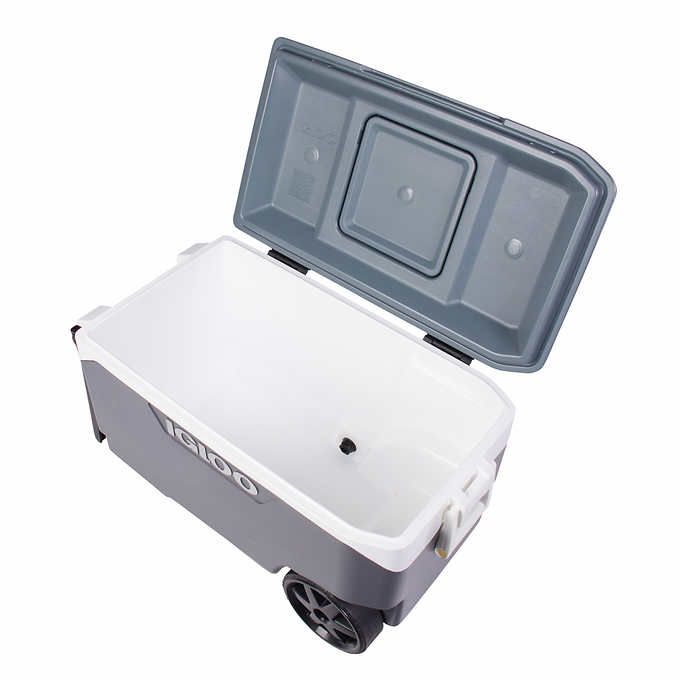 90-Quart Maxcold Flip And Tow Wheel Cooler