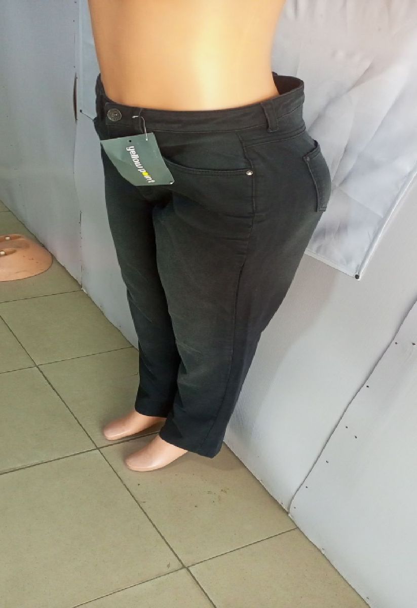 Straight Fit Stock Turkey Women Jeans  - Black