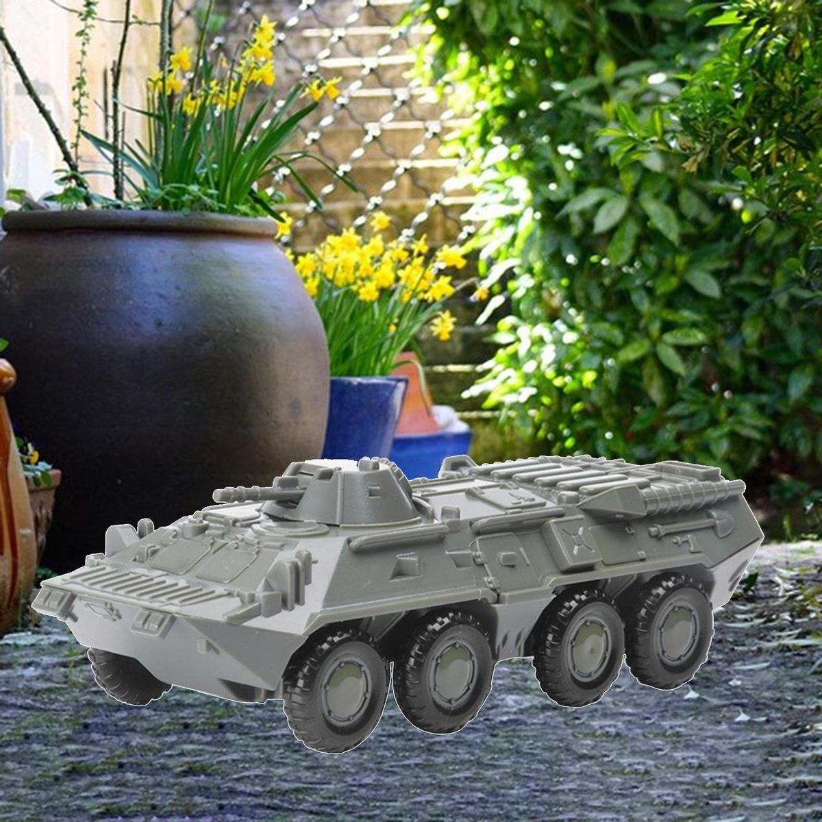 2x Plastic 4D Model Kits In Scale 1:72 Tank Vehicle Tree Model
