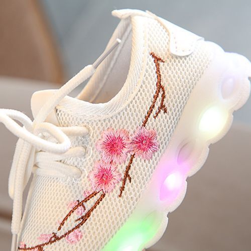Embroidered Light-up Girls LED Flash Children's Casual White Sports Shoes White