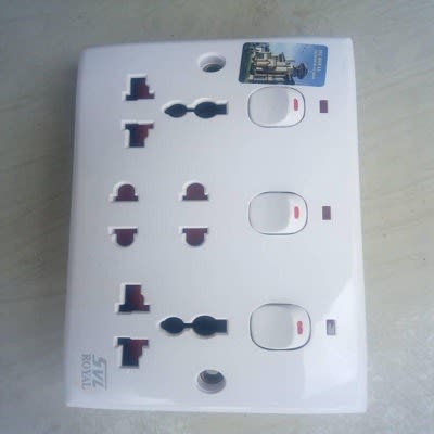 13amps Socket With 4 Outlets