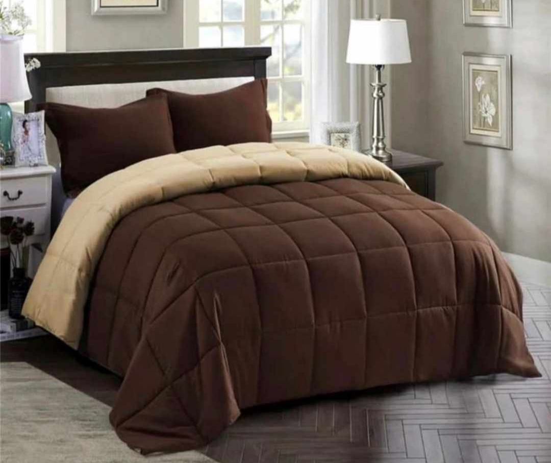 Plain Colour Duvet,Bedsheets And 4 Pillowcases.