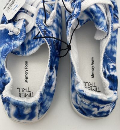 Denim Scrunch Back Sneakers With Memory Foam