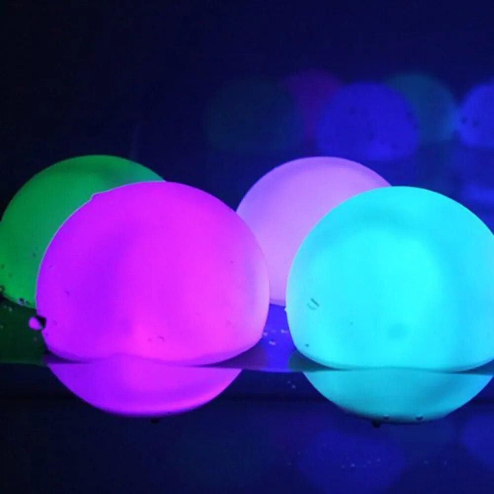 Funny Inflatable Luminous Ball Glowing Ball PVC Remote Control LED Ball Decorative Beach Ball for Outdoor Swimming Pool Outside