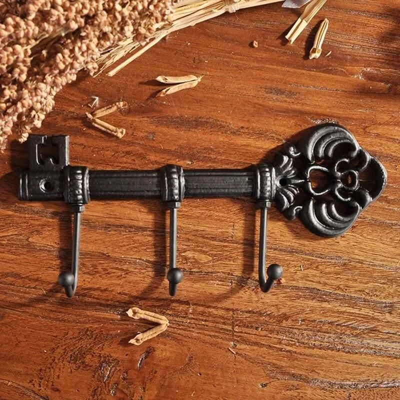3 Hooks Cast Iron Key Shaped Rack Clothes Rack Robe Key Holder Wall Mounted Hat Hanger Kitchen Bathroom Wall Home Decoration