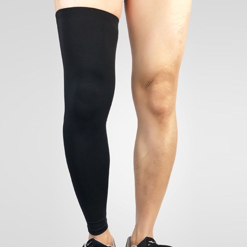 Professional Outdoor Sports Basketball Football Knee Pads Warm Compression Leg Protectors(Black Size: M)