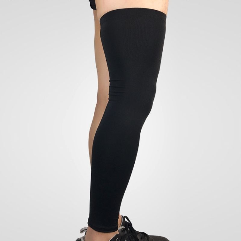 Professional Outdoor Sports Basketball Football Knee Pads Warm Compression Leg Protectors(Black Size: M)