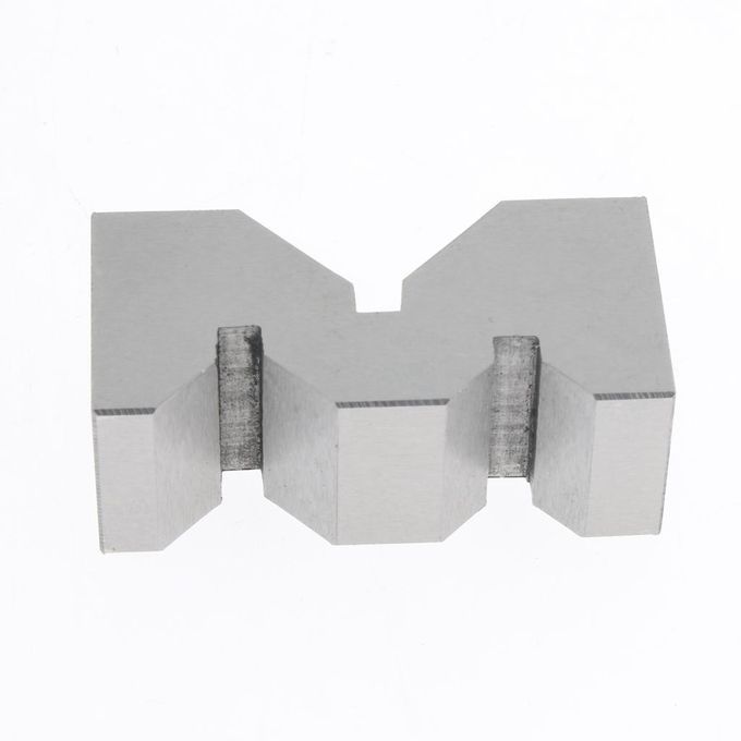 2pcs V-block For Clamping Tools On Machines 2'' With Wooden Case