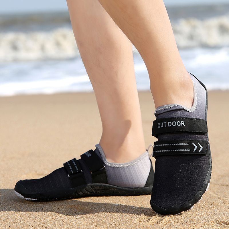 Unisex Five-finger Beach Water Shoes Men Big Size 36-46 Outdoor Quick-drying River Trekking Lovers Swimming Shoes Comfortable Fitness Shoes Black