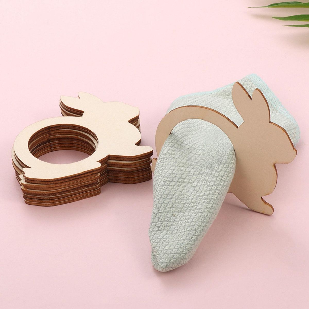 10 PCS Wooden Egg Shape Napkin Holder Rings Towel Buckles Banquet Christmas Wedding Luncheons Dinner Table Supplies
