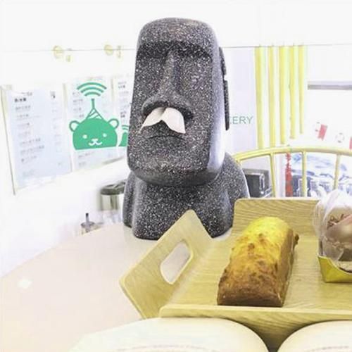 Easter Island Stone Statue Paper Towel Box Household Bedroom Nostril Moai Paper Towel Pumping Paper Towel Holder Napkin Holder