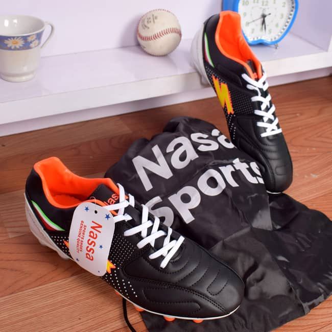 Men Soccer Boots Black/White
